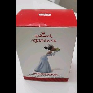 Hallmark Disney 2014 The Daring Princess and the Frog Ornament Tiana blue